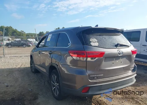 2018 Toyota Highlander Xle из США, поврежденный, VIN 5TDJZRFH6JS560194